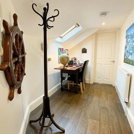 The County Loft Tatil Evi *
